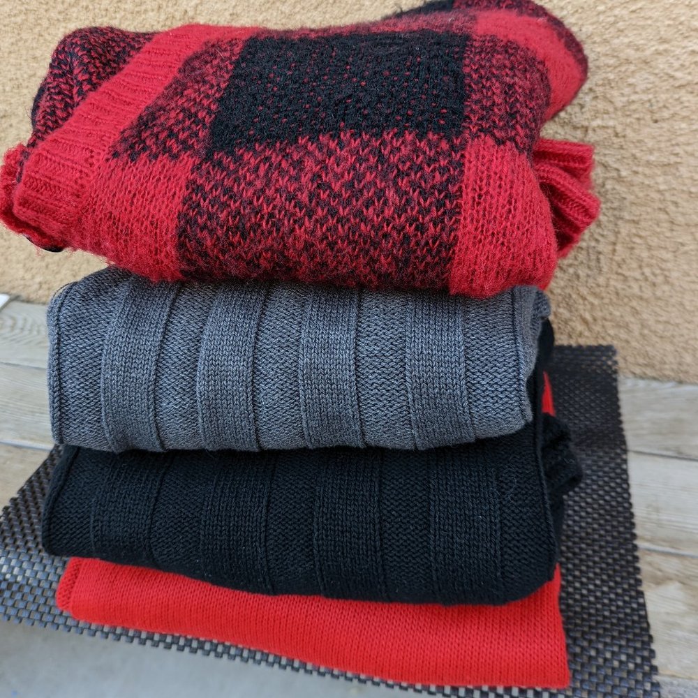 4 Winter Sweaters Eye Candy Forever21 Wild Fable, Super Cute!